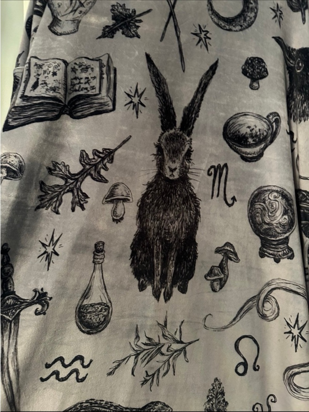 Brett Manning Art Witchy Musings Robe - Picture 10 of 11